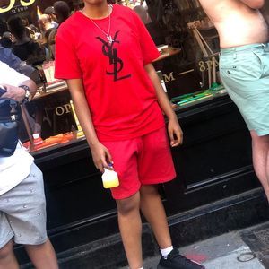 Meet your Posher, Yaya